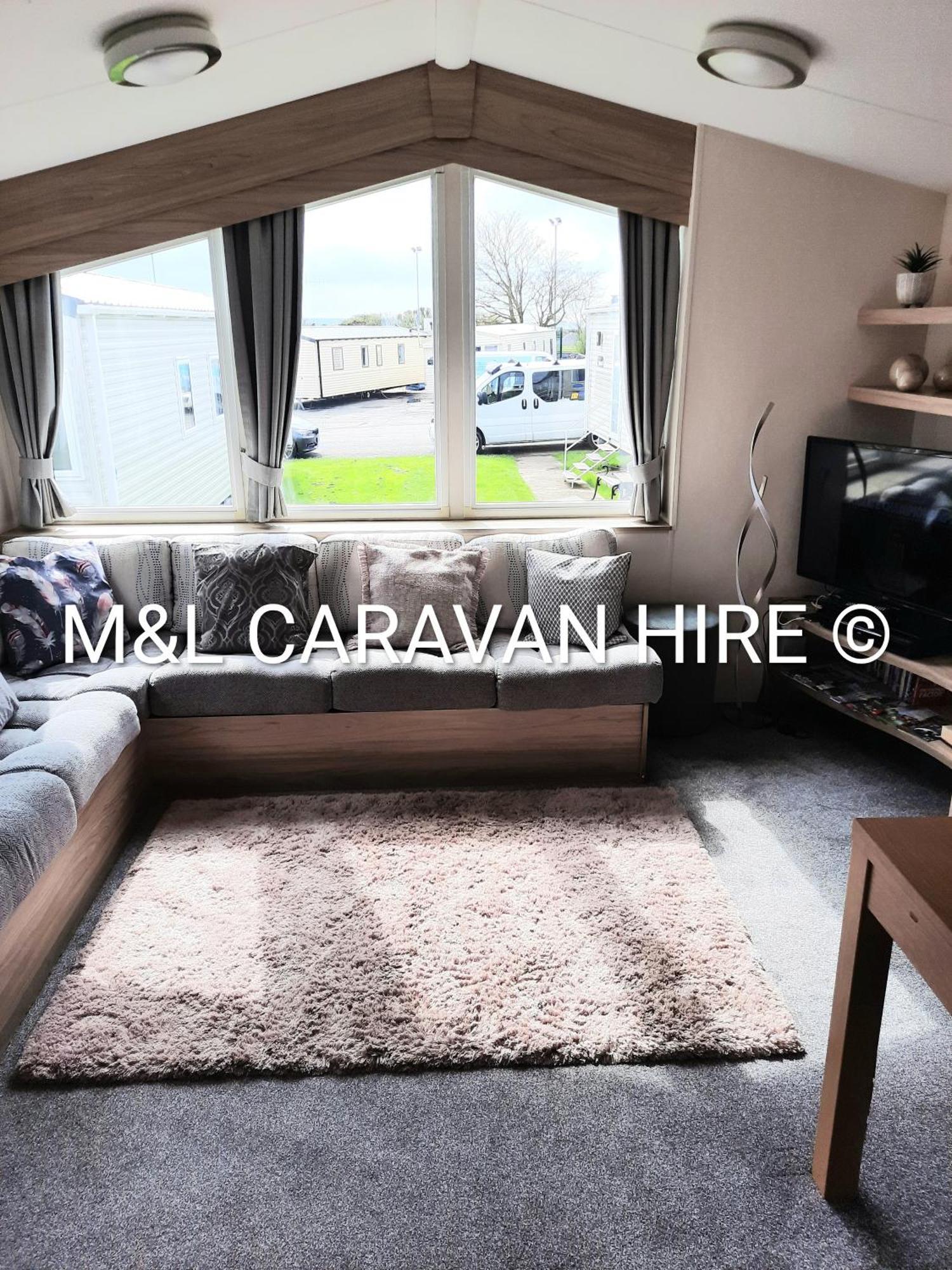 Blue Dolphin Holiday Park Gristhorpe Bagian luar foto