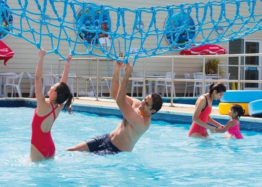 Blue Dolphin Holiday Park Gristhorpe Bagian luar foto